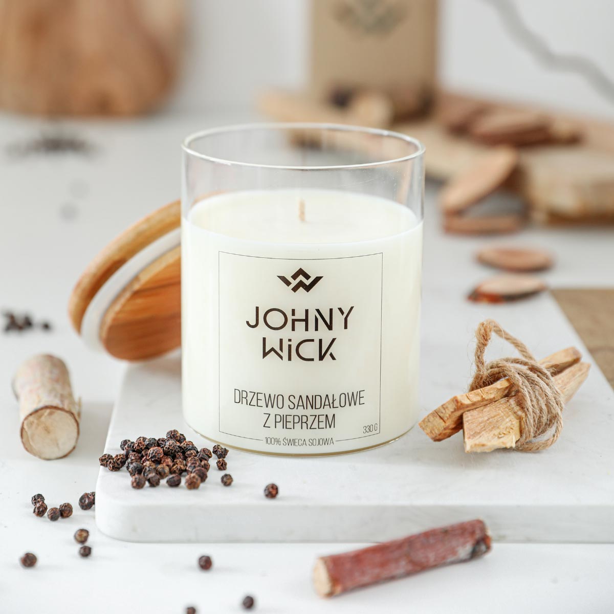 świeca sojowa drzewo sandałowe